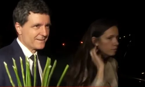 Nicusor dan la nunta lui Nazare captura video Antena 3 png