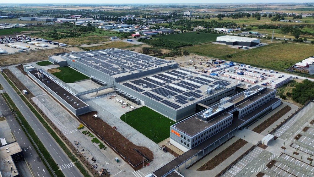 O nouă fabrică a fost inaugurată în România. Bolojan: Această investiție înseamnă locuri de muncă