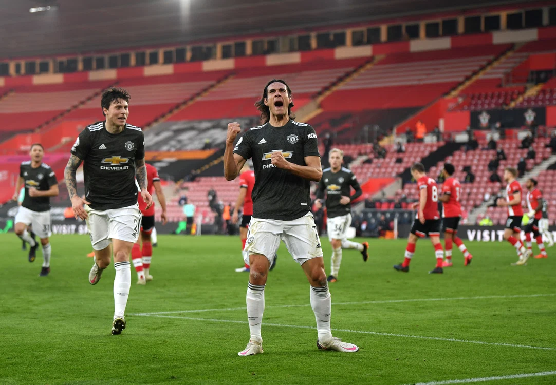 Edinson Cavani se bucură după unul din cele două goluri înscrise cu SouthamptonFoto: Guliver / GettyImages