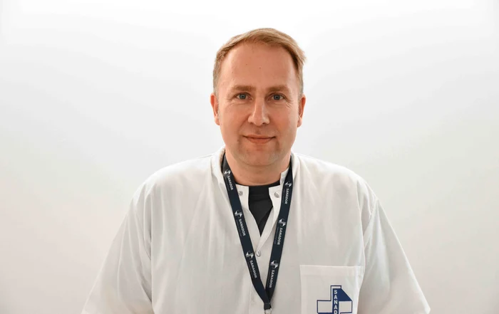 Prof. dr. Victor Costache, șeful Secției de Chirurgie Cardiovasculară de la Spitalul Clinic SANADOR