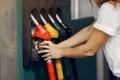 Alimetarea cu combustibil la benzinarie foto freepik com jpg