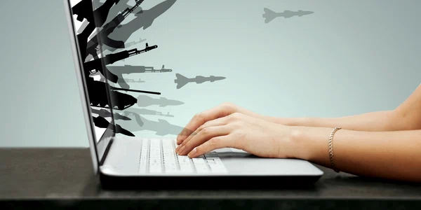 Război cibernetic Laptop FOTO Shutterstock jpg
