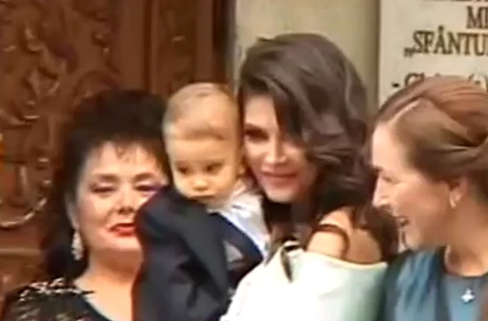 Alina Pușcaș nu a reușit să păstreze botezul secretfoto: Antena Stars