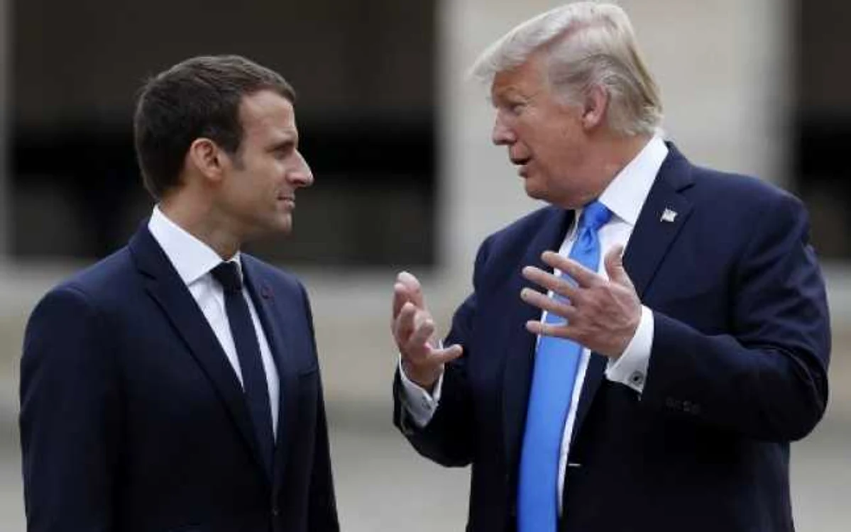 Donald Trump și Emmanuel Macron. FOTO AFP