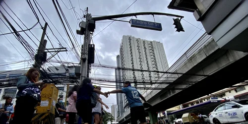 Manila, afectată de taifunul Saola Foto EPA EFE jpg