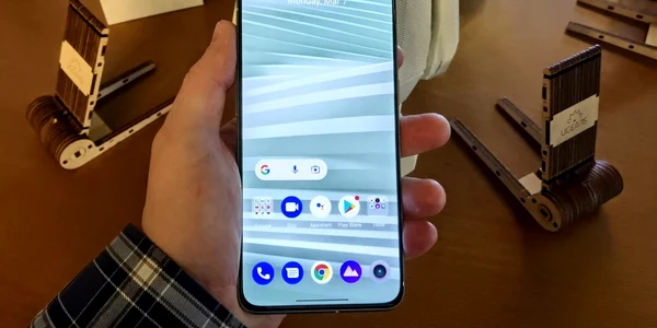 realme GT 2 Pro FOTO Adrian Pogîngeanu