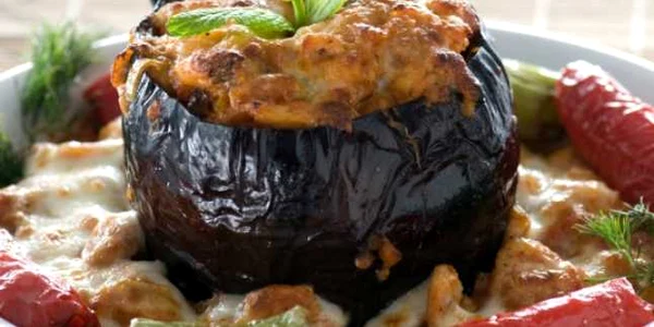 vinete umplute cu carne si cascaval