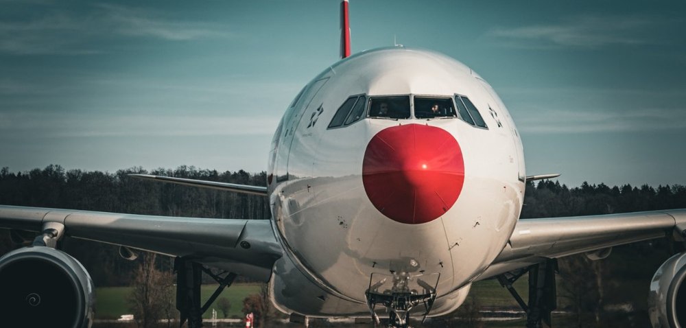 Zborul Swiss București-Zurich, amânat din cauza unor probleme tehnice. 136 de pasageri au fost debarcaţi. După mai multe verificări, avionul a decolat