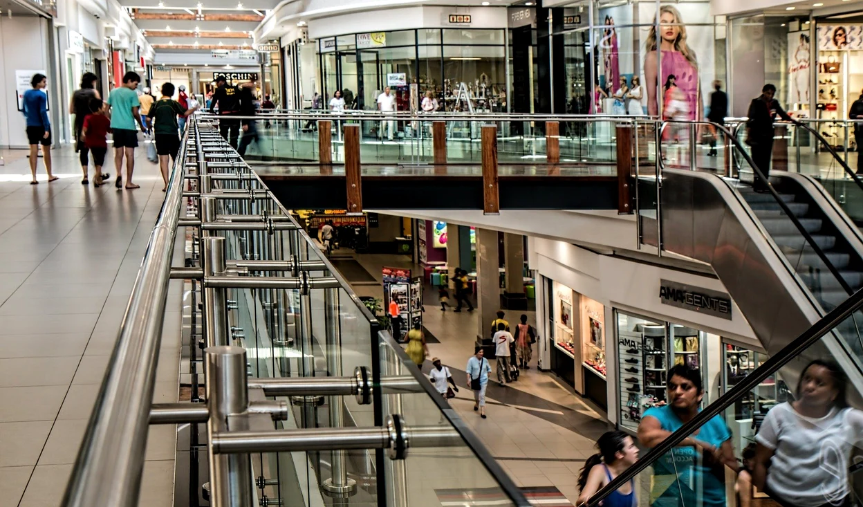 Stream.Live ar putea fi soluția de shopping digital live prin care retailerii pot compensa vânzările pierdute în offline