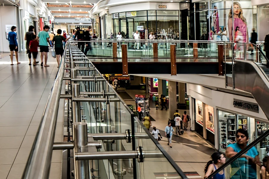 Stream.Live ar putea fi soluția de shopping digital live prin care retailerii pot compensa vânzările pierdute în offline