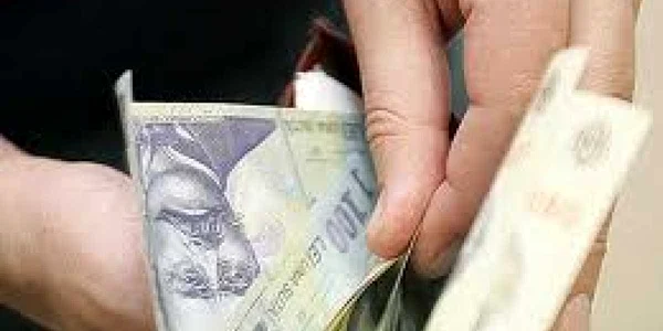 Preţurile administrate de stat au crescut de până la 10 ori peste rata inflaţiei din ultimele două decenii 