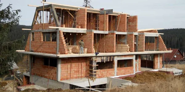 Faze ale construcţiei