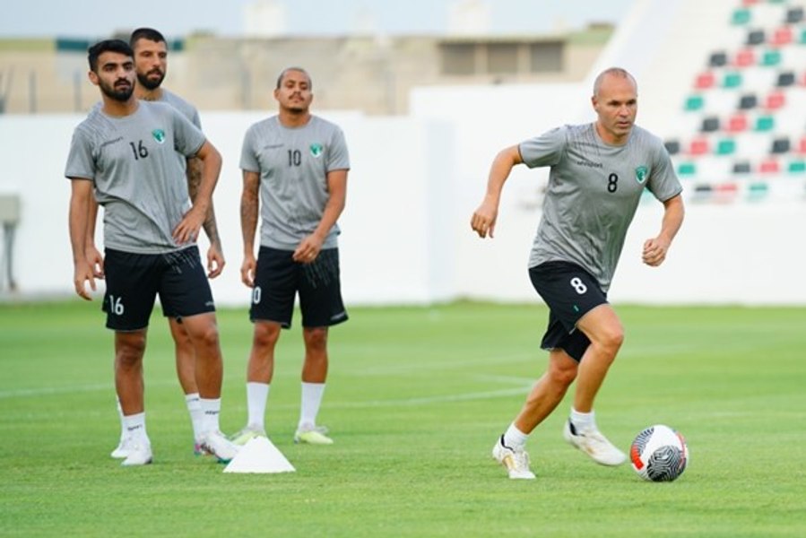 Iniesta, gata de primele sale meciuri cu Emirates Club din Ras Al Khaimah: Impresiile spaniolului