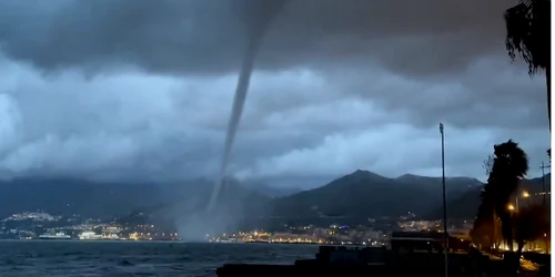 Tromba marina Amalfi Footage credit Nick Granata and Filippo Amato via Il Quotidiano della Costiera png