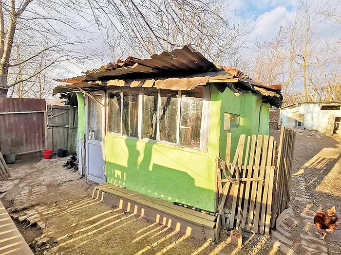 Baraca în care locuiesc patru suflete