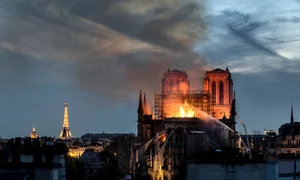 notre dame incendiu jpeg