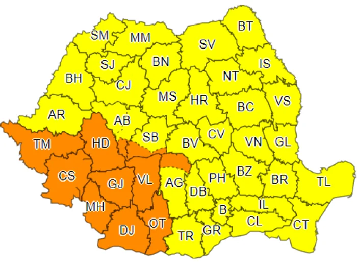
    Cod portocaliu și cod galben de furtuni și vânt puternic în toată țaraFoto: ANM  