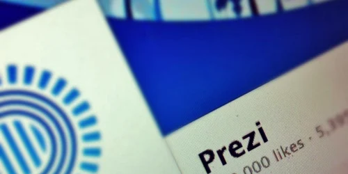 prezi foto facebook/prezi
