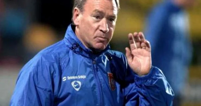 FOTBAL: Antrenorul Javier Clemente vine la Centrul Naţional de la Mogoşoaia
