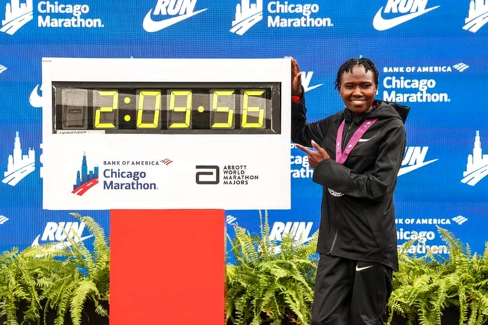 Ruth Chepngetich, prima atletă care a coborât sub pragul de 2 ore și 10 minute. FOTO: Facebook