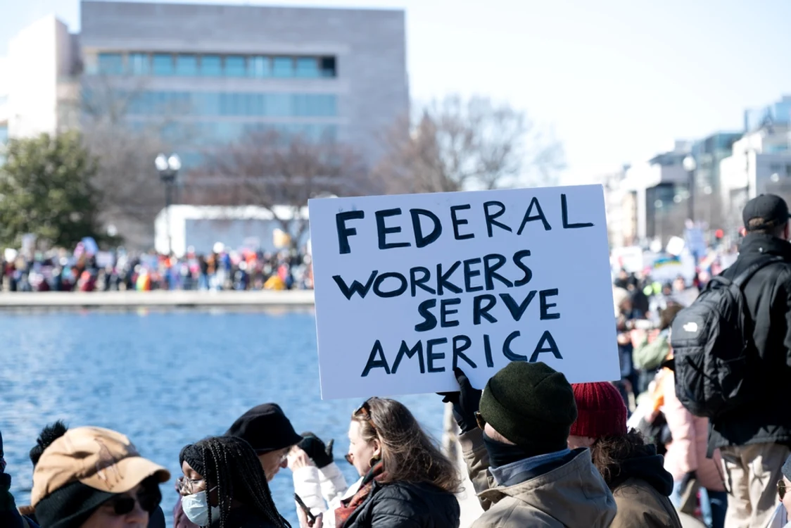 Proteste la Washington împotriva concedierilor în masă din agențiile federale FOTO SHUTTERSTOCK