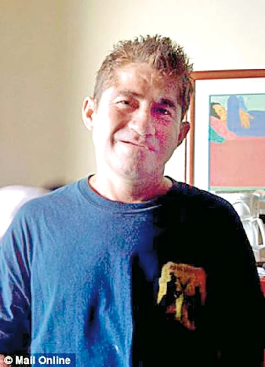 2 februarie 2014: Abia se ţinea pe  picioare când  a fost salvat (Fotografii: afp)