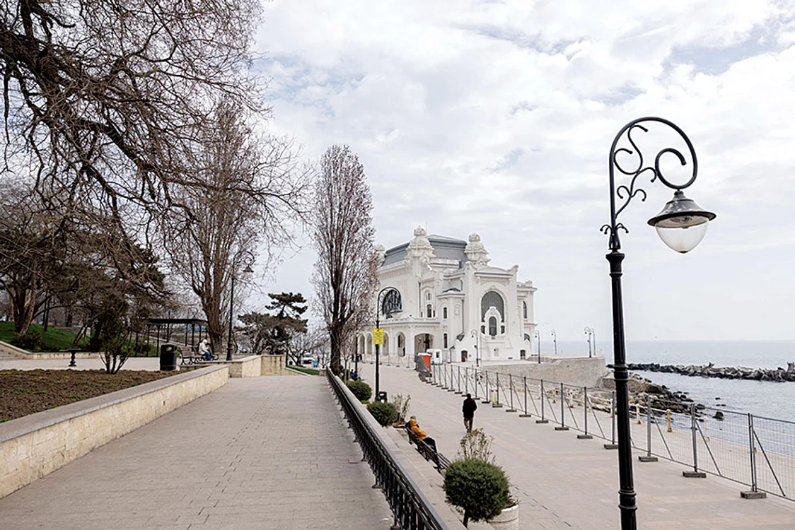 Promenada cazinoului  e cel mai îndrăgit  loc din Constanța