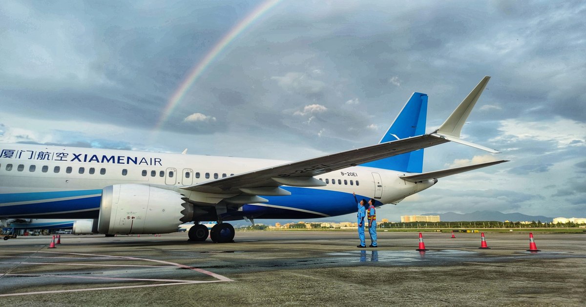 20 ore în aer. Cum să supraviețuiești celui mai lung zbor nonstop din lume, cu Xiamen Air