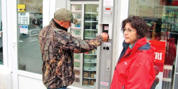 Judeţ cu judeţ: Două societăţi comerciale din Slobozia şi din Urziceni şi-au anunţat intenţia de a disponibiliza 194 de persoane.
