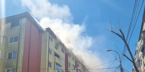 Incendiu Năvodari FOTO ISU 