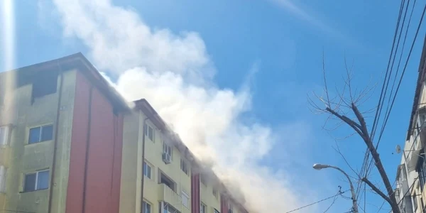 Incendiu Năvodari FOTO ISU 