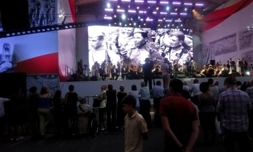 Lecție de propagandă  Cum au fost folosiți C  Brâncuși, C  Porumbescu și Maria Tănase la concertul antiromânesc din 24 august  Reportaj din Chișinău jpeg