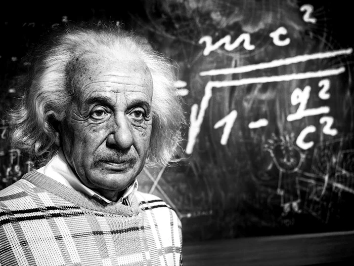 
    Einstein avea 76 de ani când a murit @shutterstockclickpentrufemei.ro  