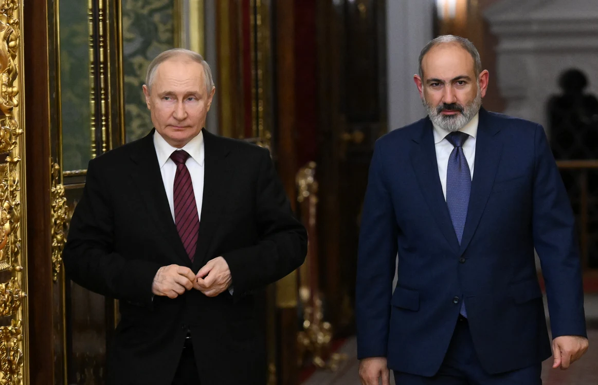 Vladimir Putin și Nikol Pașinian 