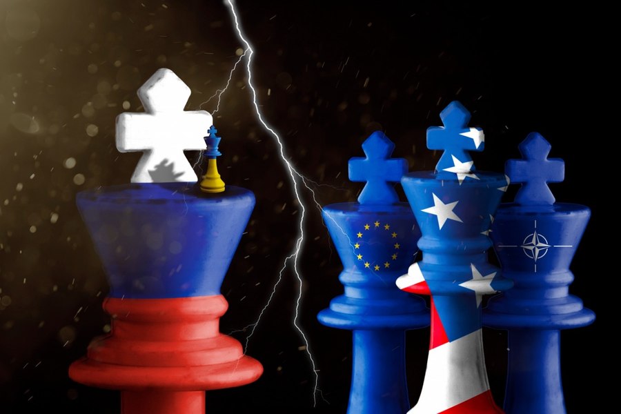 Rusia masează peste 360.000 de soldați în apropierea granițelor Europei, avertizează un fost oficial NATO