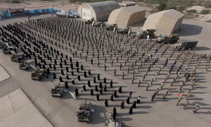 Gardienii Revoluției au efectuat anterior exerciții navale în Strâmtoarea Ormuz FOTO EPA EFE jpg