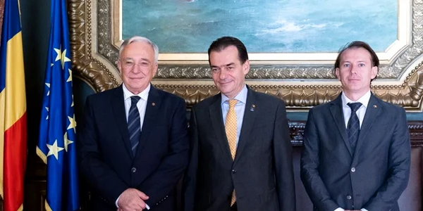 Mugur Isarescu Ludovic Orban Florin Citu FOTO gov.ro