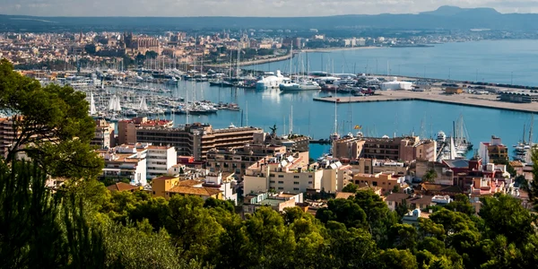 Mallorca este insula contrastelor