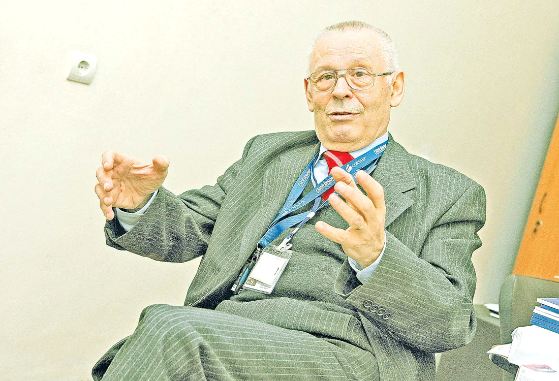 Viorel  Alexandrescu 