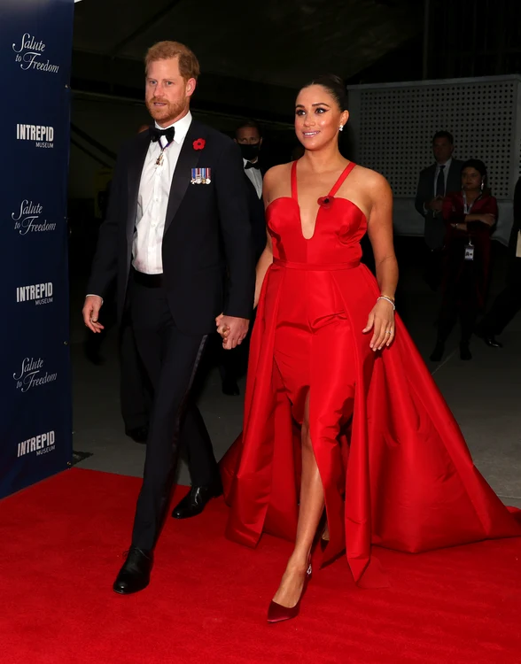 Meghan Markle și prințul Harry Salute To Freedom Gala at Intrepid Sea-Air-Space Museum 2021
