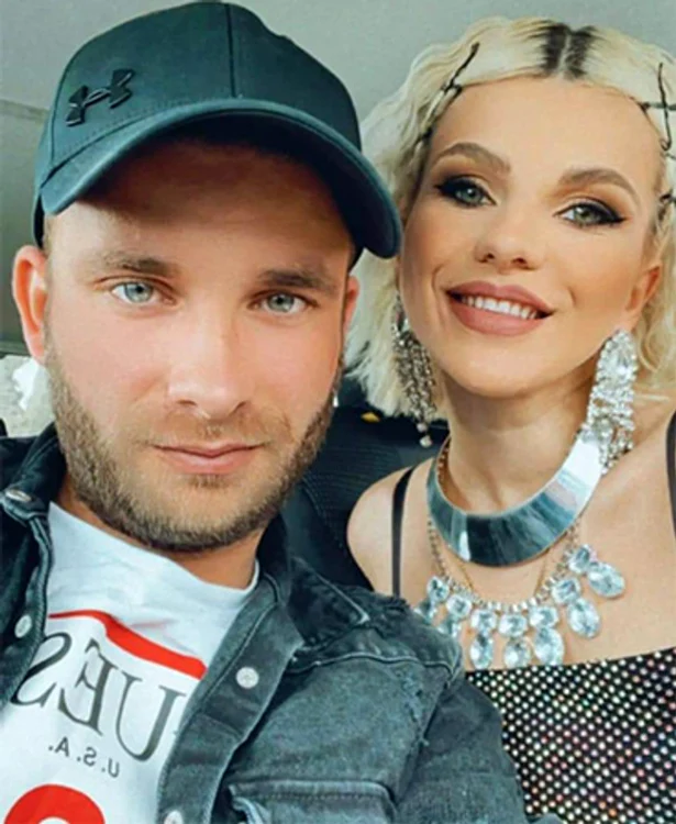 Cristina Vasiu trăieşte o perioadă foarte fericită din viaţă, în care e împlinită atât în plan personal, cât şi profesional