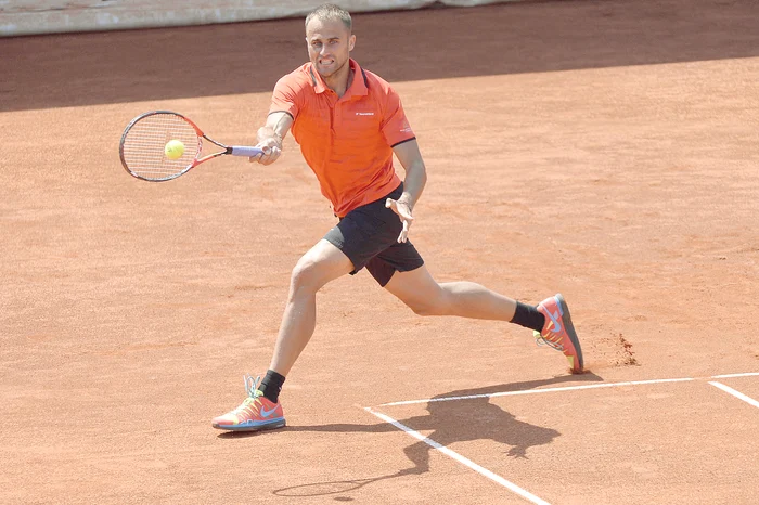 Marius Copil a obţinut victoria în ciuda unei accidentări la câlcâi