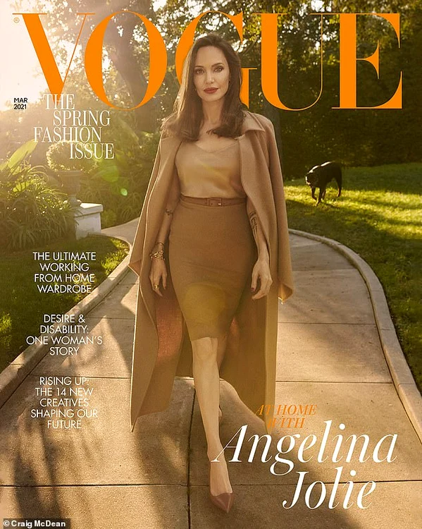 
    Diva a apărut pe coperta revistei ”Vogue”  