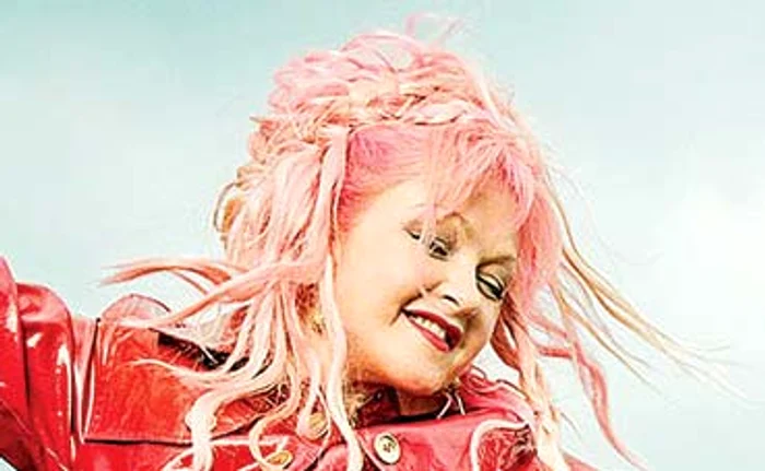 
    Cindy şi-a  păstrat  silueta  din tinereţeFoto: Guliver / Splashnews / AP  