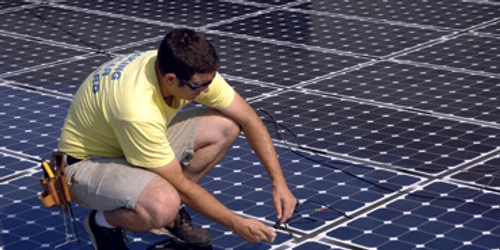 Bacău: Spitalul Judeţean,  încălzit cu panouri solare