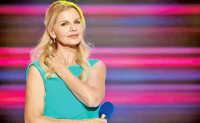 Anastasia Lazariuc știe să țină timpul în loc. Arată cu 20 de ani mai tânără