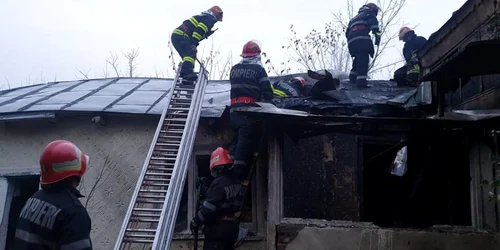 incendiu casa Galati 3