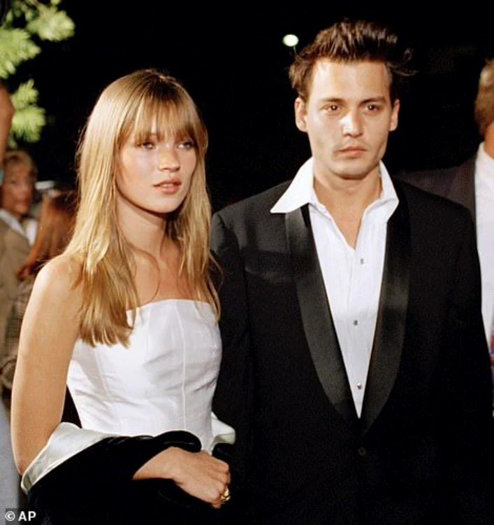 Kate Moss si Johnny Depp 3 jpeg