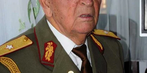 Român centenar - generalul Constantin Năstase din Argeş Foto Denis Grigorescu