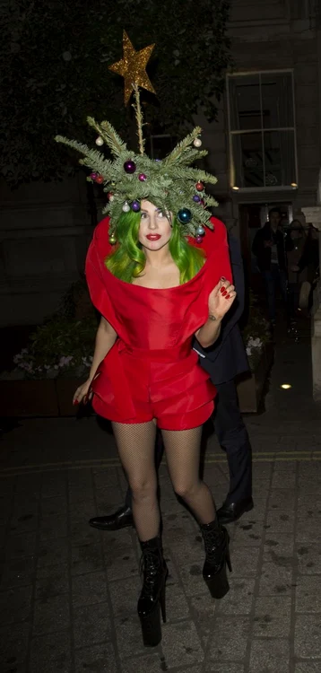 lady gaga craciun jpeg